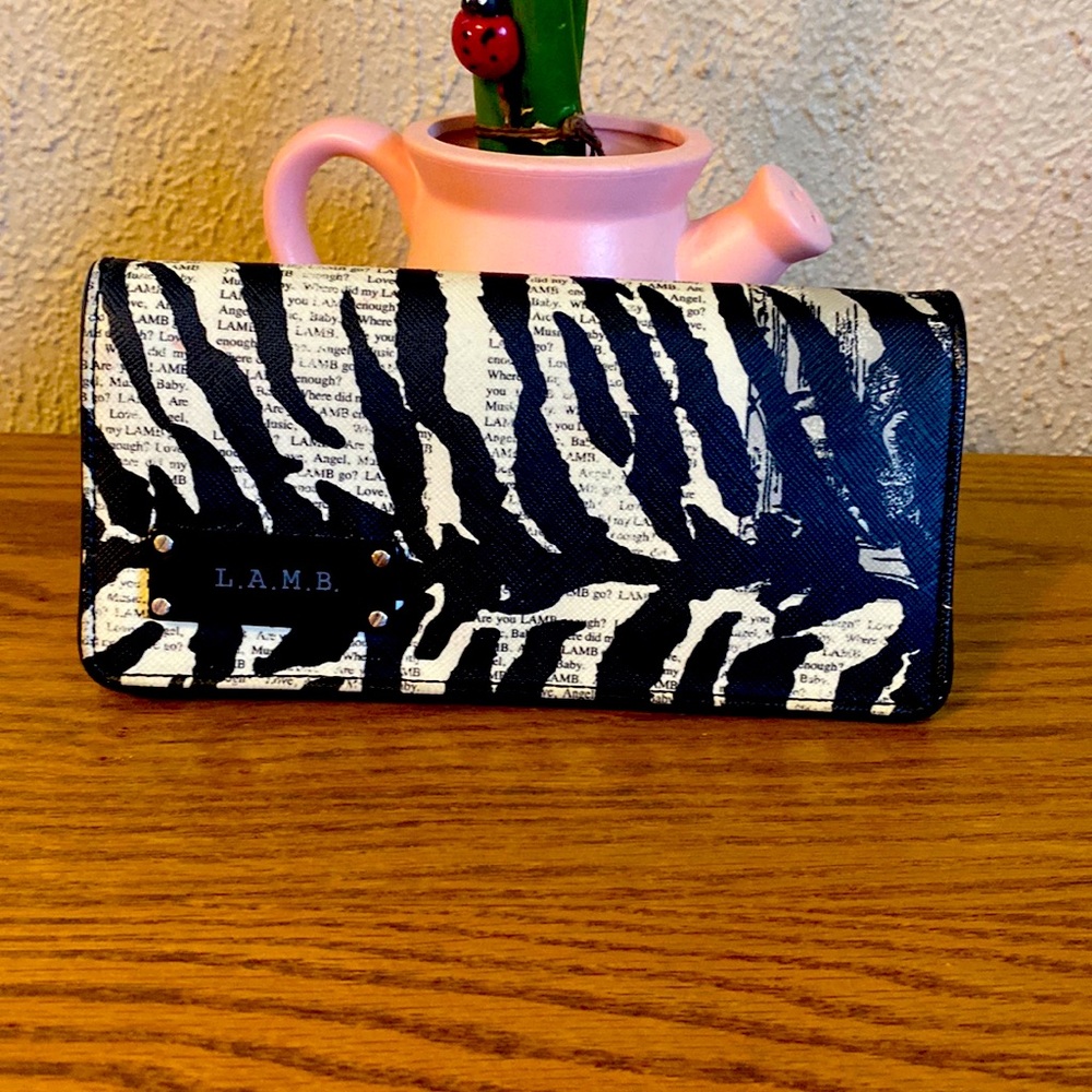 L.A.M.B. Wallet